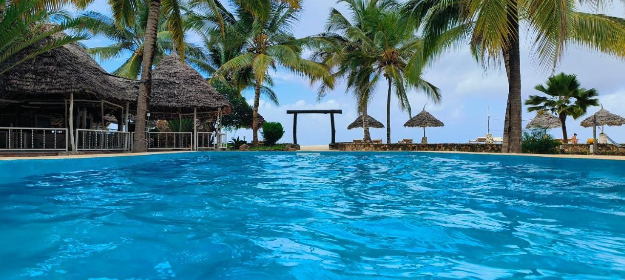 Mambo Ocean Resort Pwani Mchangani Exteriör bild
