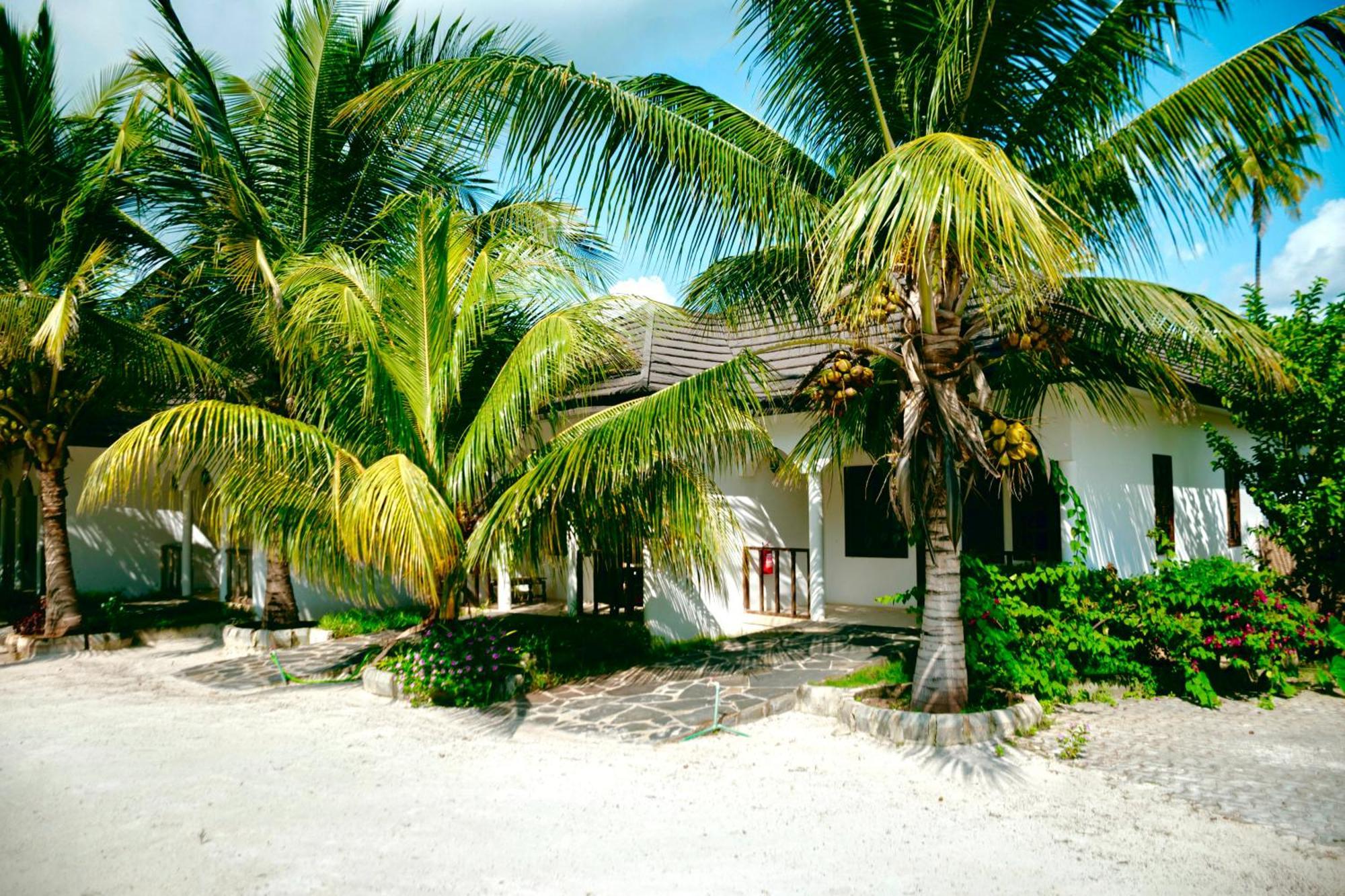 Mambo Ocean Resort Pwani Mchangani Exteriör bild