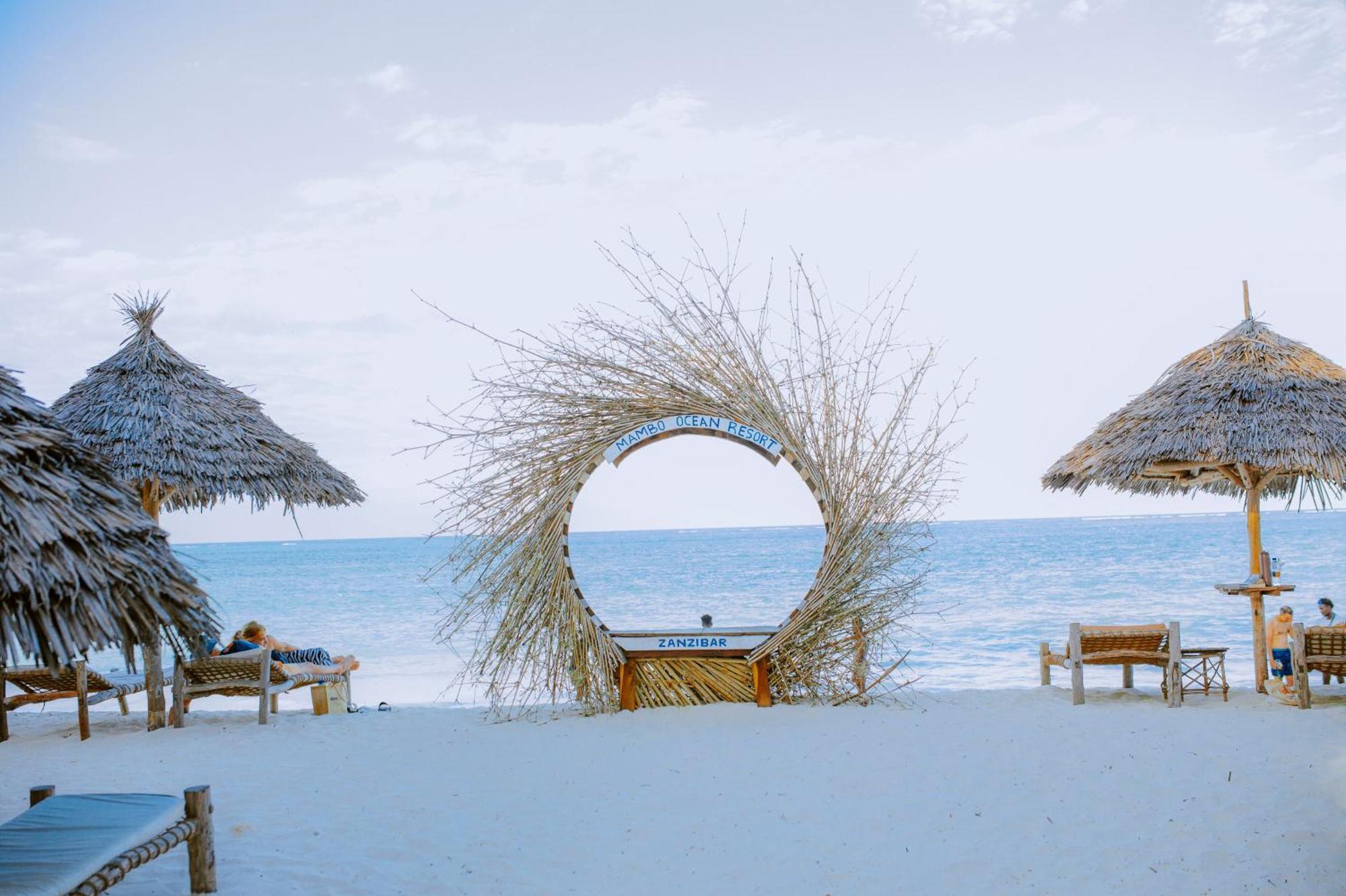 Mambo Ocean Resort Pwani Mchangani Exteriör bild