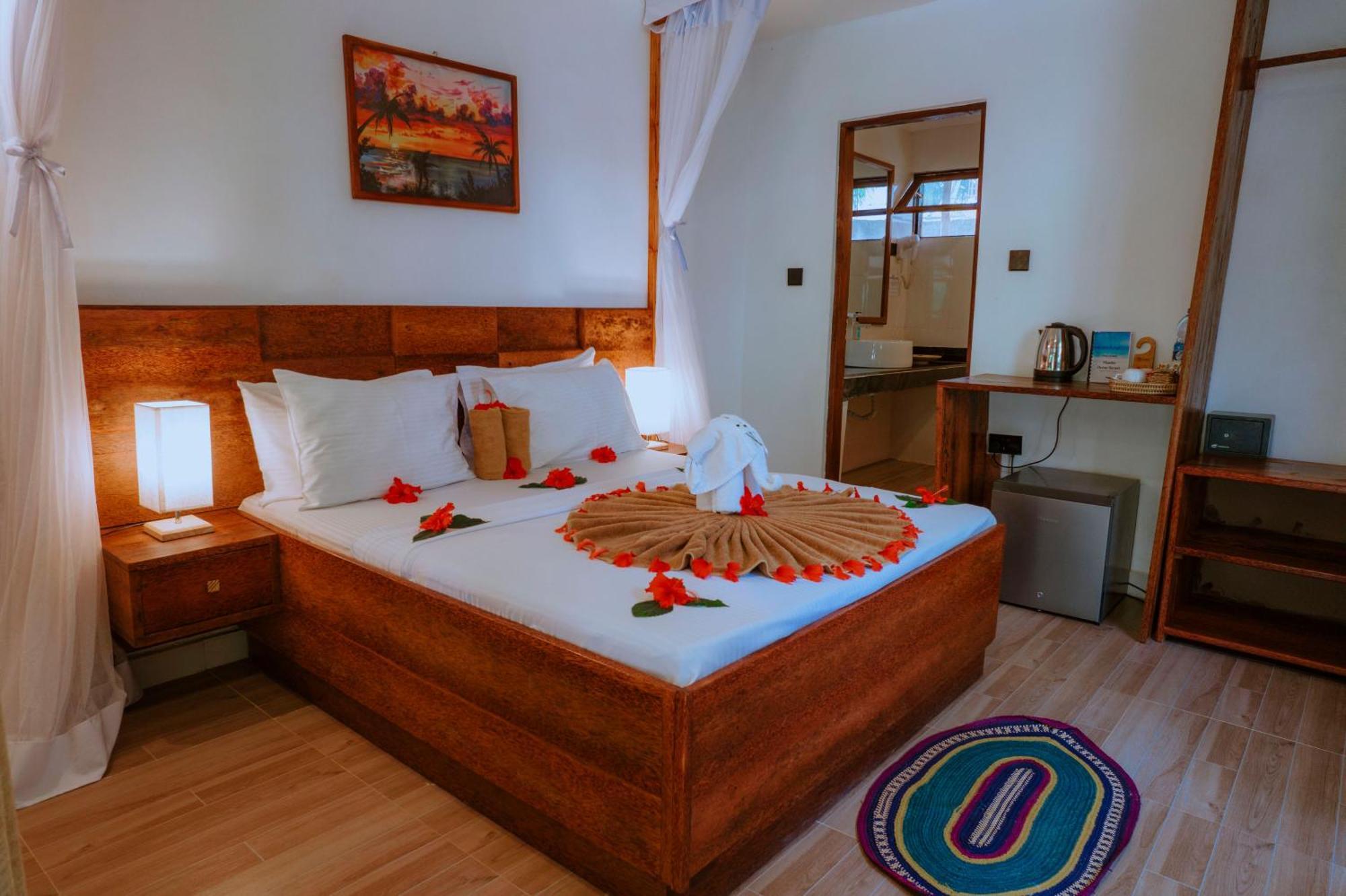 Mambo Ocean Resort Pwani Mchangani Exteriör bild